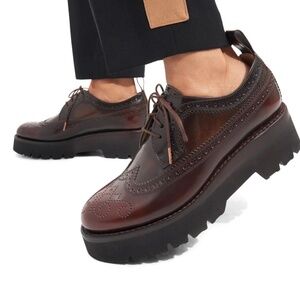 New never worn Brown Oxfords